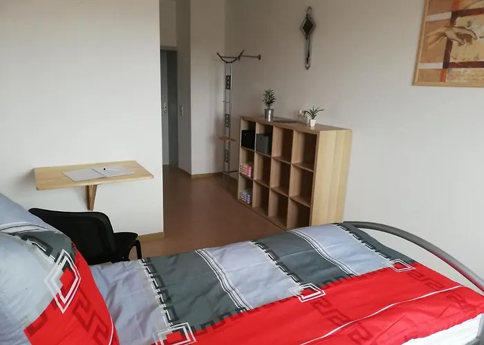 Zur Alten Fachschule Pensionat 3*